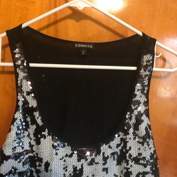 Express Tank - Picture 2 of 7